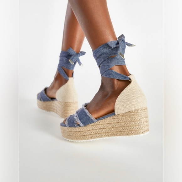 JUST FAB Denim Jeans Espadrille Platform Wedge Sandal - NWOT - Size 8 - Picture 3 of 10